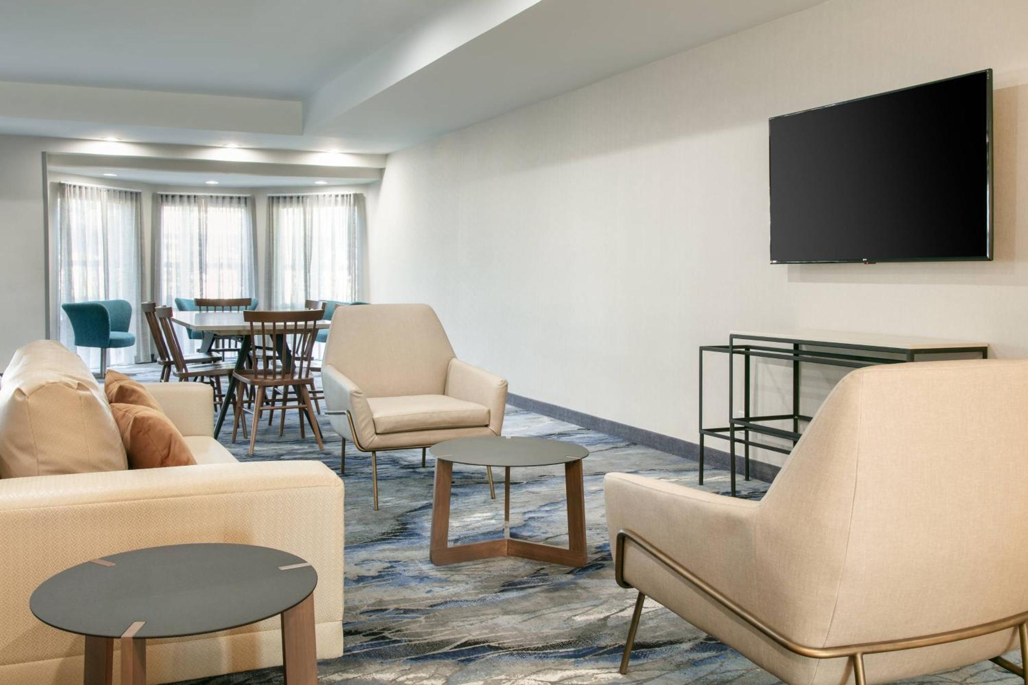Fairfield Inn & Suites By Marriott Tulsa Central Exterior photo